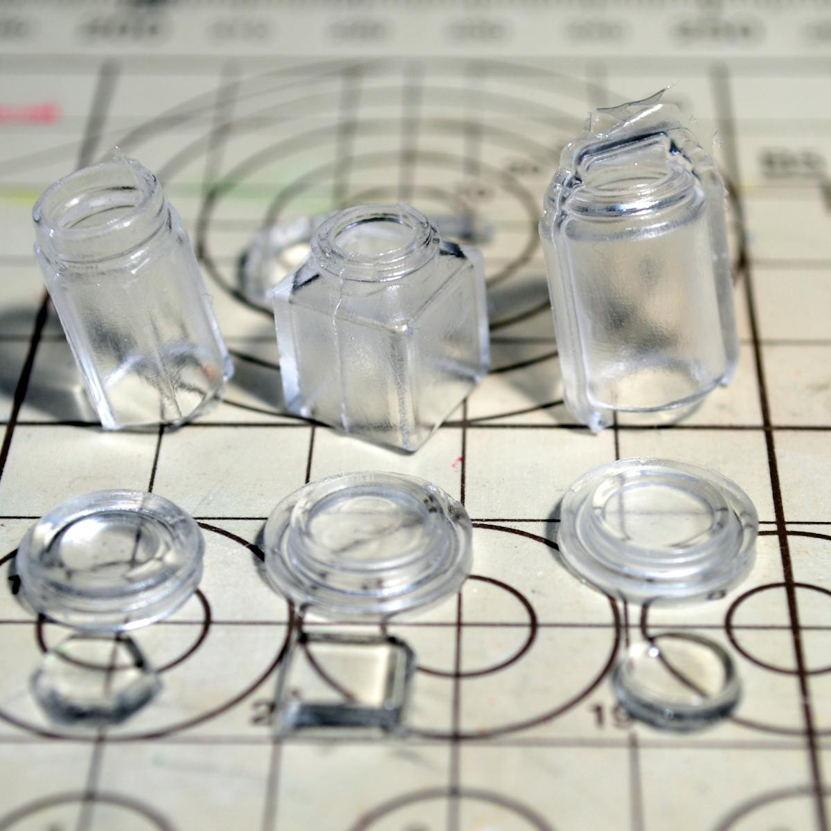 瓶入りのジャムを作ってみました ｖｏｌ ２ くじら亭のミニチュアものづくり ミニチュアフードコレクション