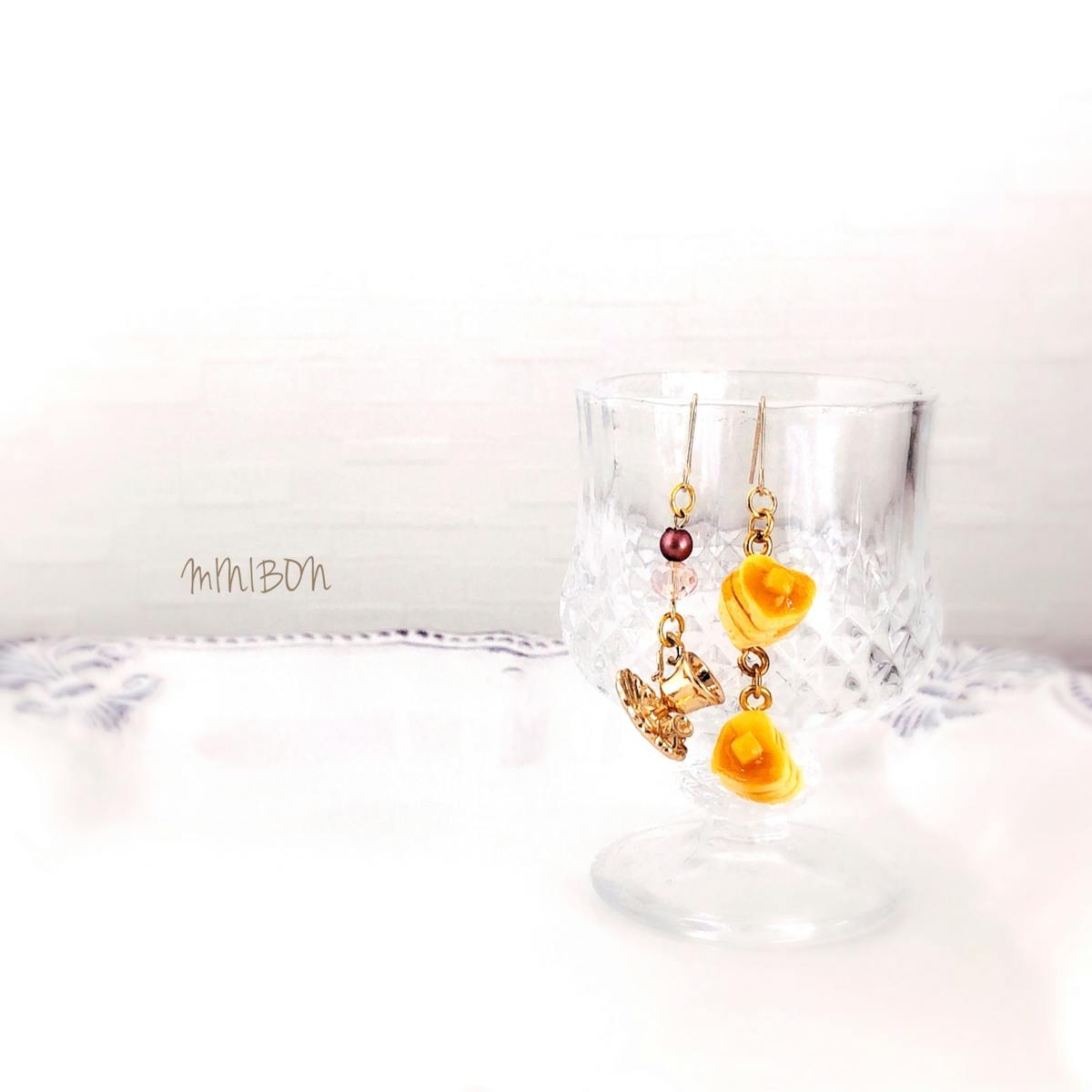 ハートのパンケーキピアス | ミニチュアフードコレクション