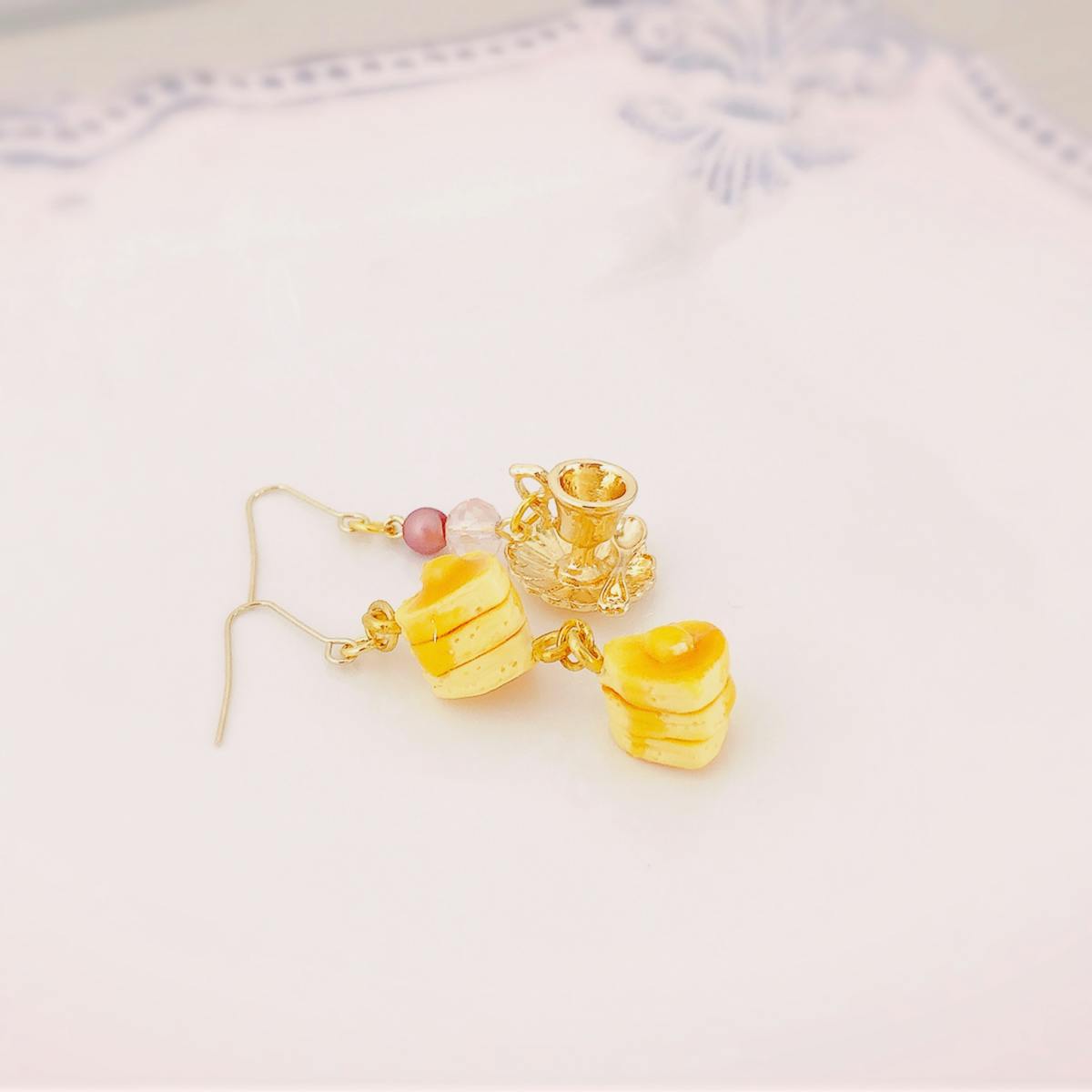 パンケーキピアス マスクチャームに加工も可【再販】パンケーキピアス 3点セット♡いちご